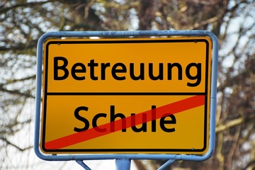 Bild der Petition Corona-Krise: Bitte unterstützt auch uns berufstätige Eltern