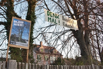 Bild der Petition Holzbaur-Buchen und Garten retten!
