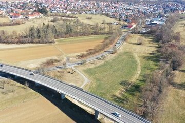 Bild der Petition Keine 14-monatige Vollsperrung der Aichtalbrücke – Ja zu einem Parallelbau unter Verkehr!