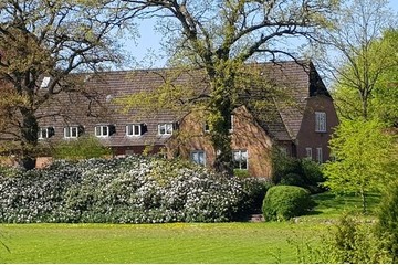 Bild der Petition Kitzeberger Ortscharakter erhalten - kein Ausbau von Straßen und Gewerbegebiet