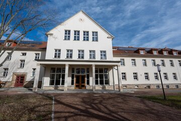 Bild der Petition Sichern Sie die Zukunft der Freien Waldorfschule Eisenach! Stellen Sie Elias Moora-Bohn wieder ein!